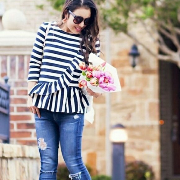 J. Crew F8928 Asymmetrical Navy Ivory Striped Ruffle Peplum Top Women's Size XS - Picture 1 of 8